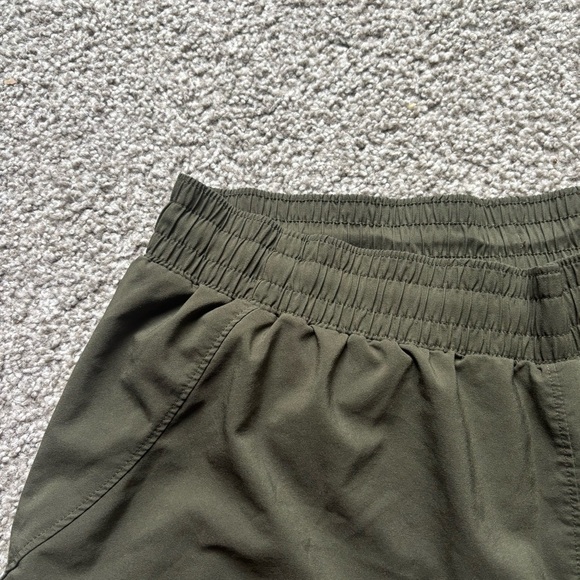 All in Motion Green Athletic Shorts Elastic Waistband Lightweight Athleisure XL - Picture 2 of 9